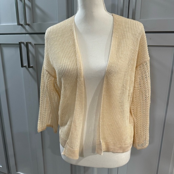 Anthropologie Akemi + Kin Lightweight‎ Cream Off White Ecru Boho Cardigan OSFM - Picture 1 of 9